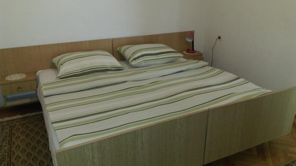 Apartments Ana Rovinj Bagian luar foto