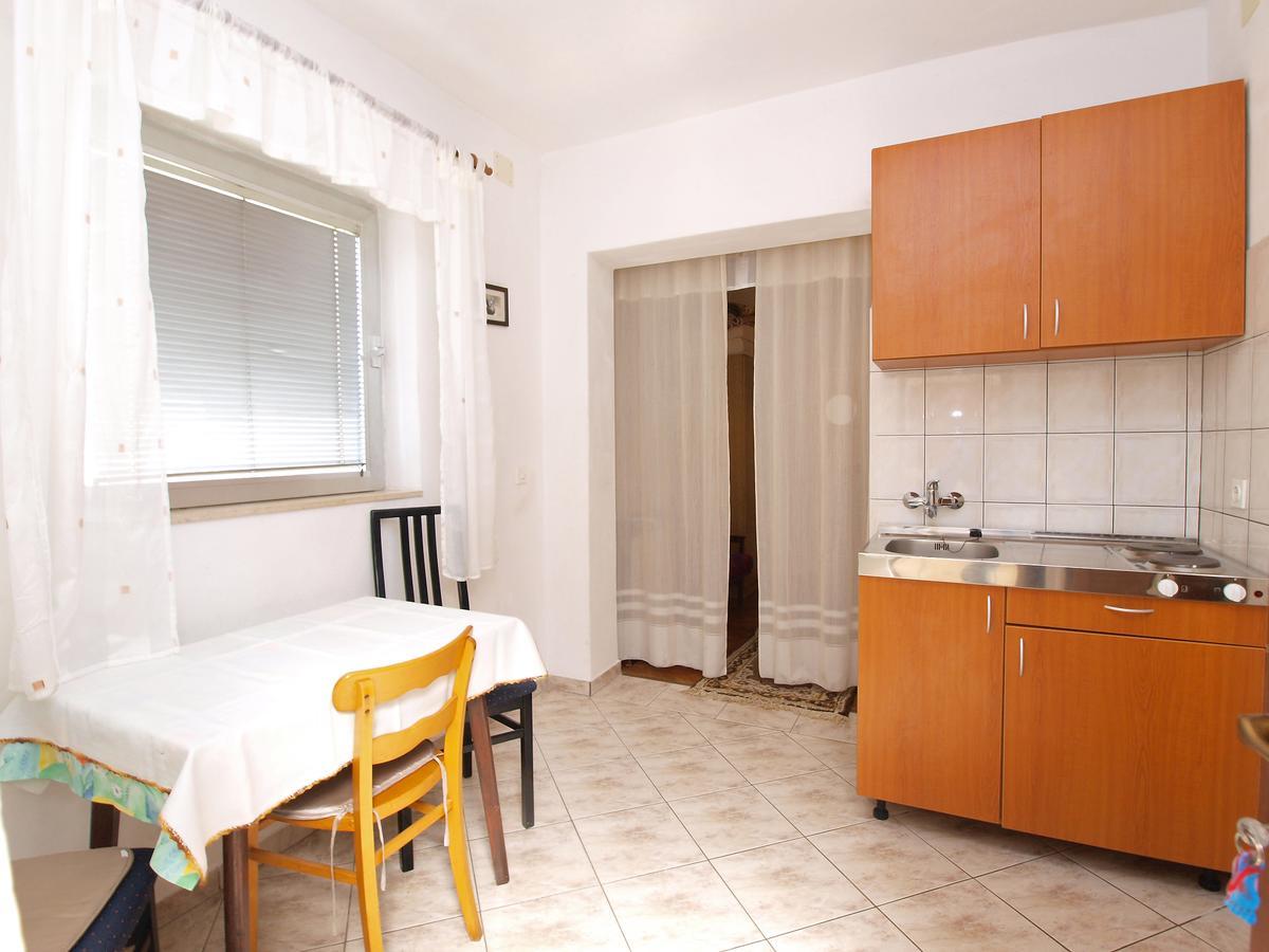 Apartments Ana Rovinj Bagian luar foto