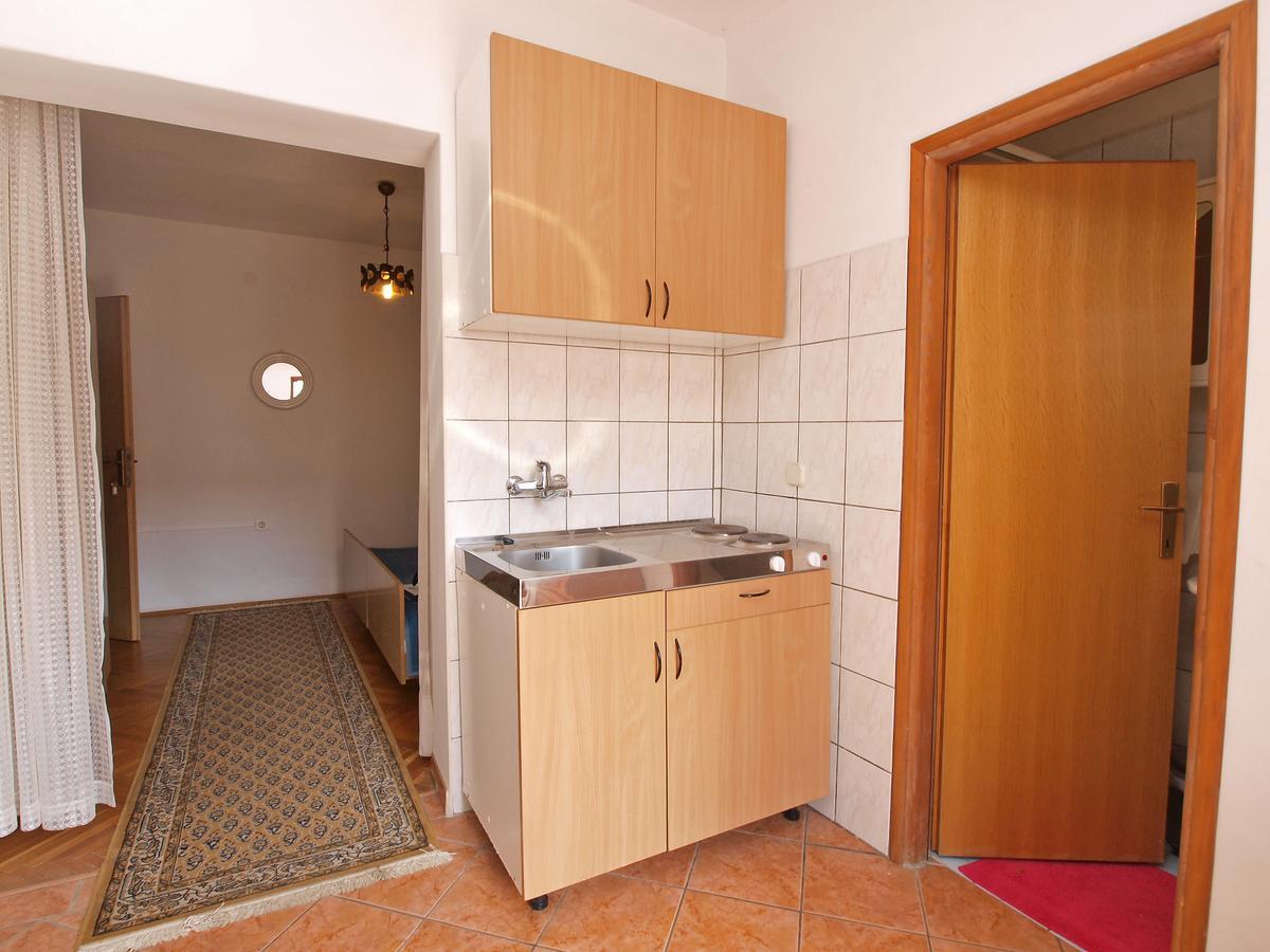Apartments Ana Rovinj Bagian luar foto