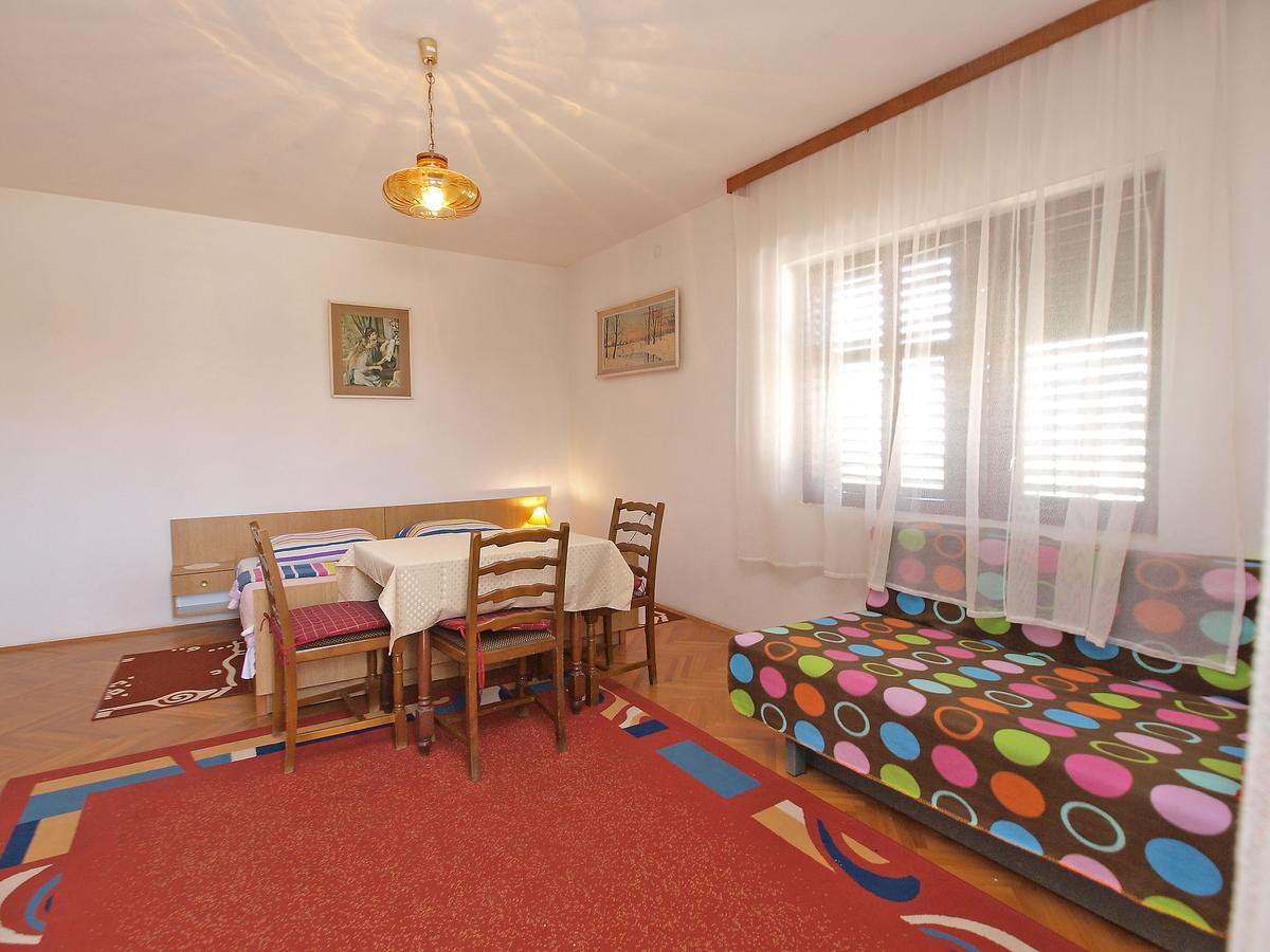 Apartments Ana Rovinj Bagian luar foto