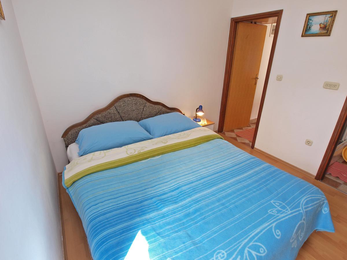 Apartments Ana Rovinj Bagian luar foto