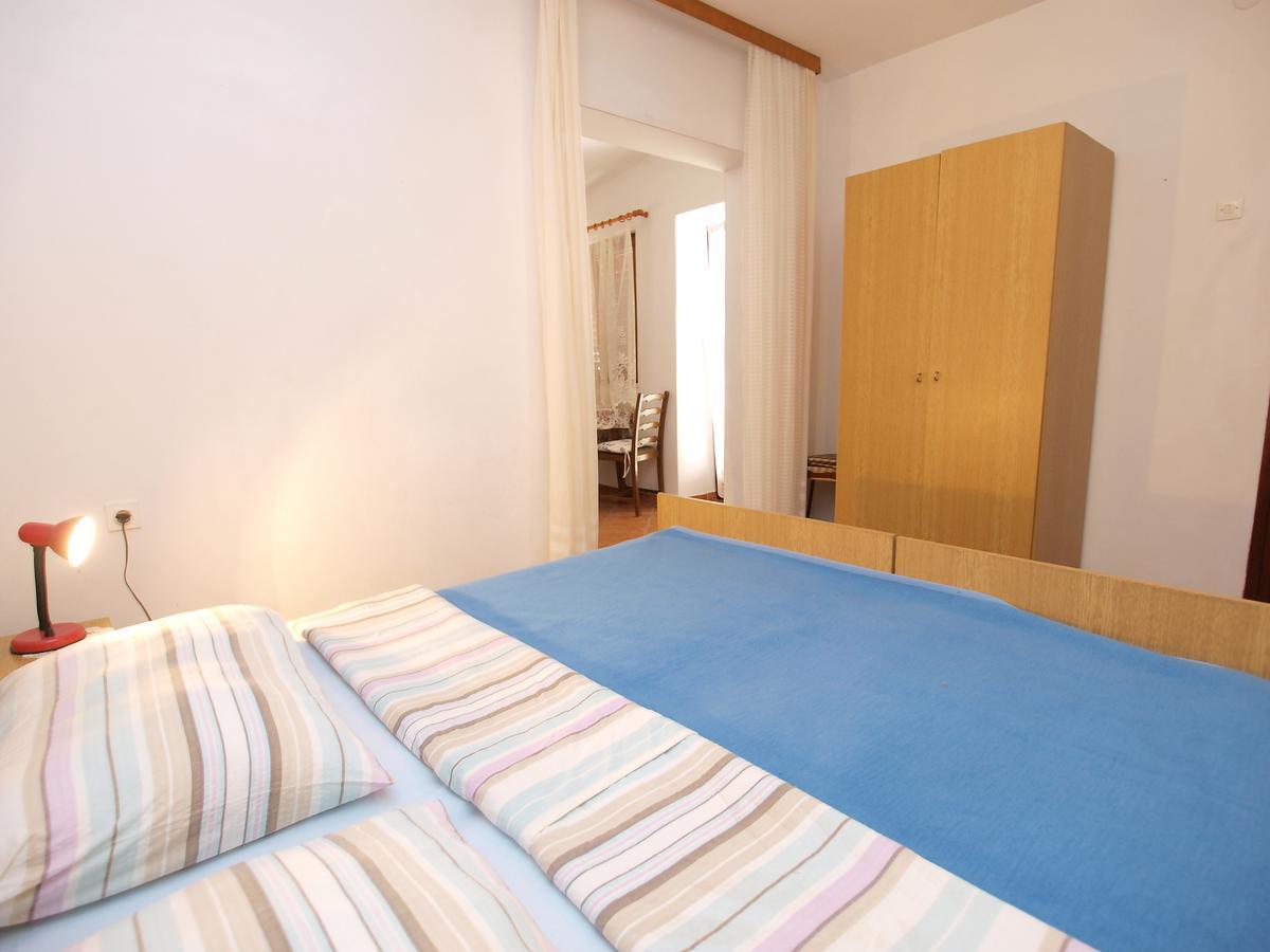 Apartments Ana Rovinj Bagian luar foto