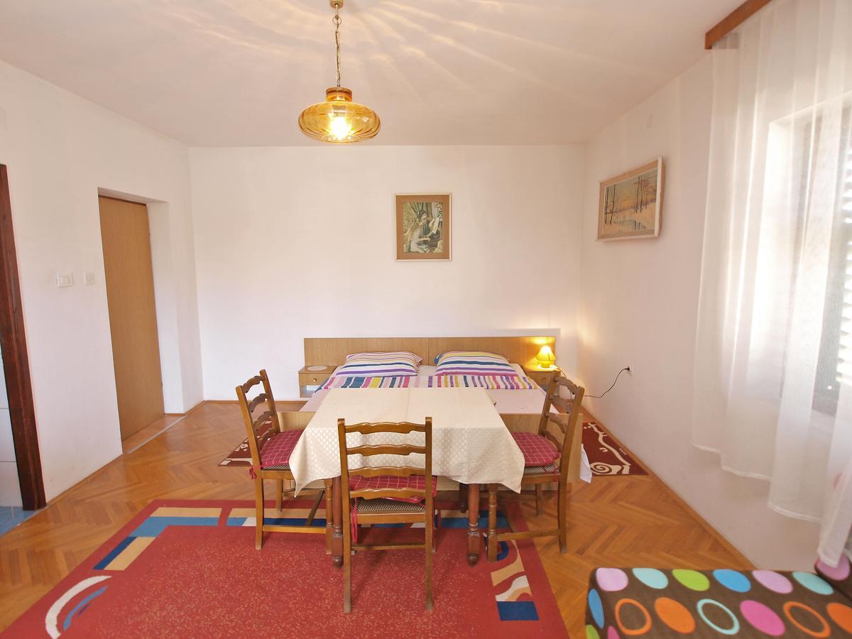 Apartments Ana Rovinj Bagian luar foto
